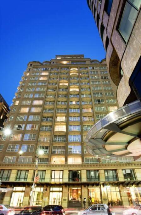 Fantastic Location - In Cbd Bon02617 *
